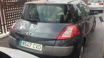 Утилизация автомобиля RENAULT MEGANE II CLASSIC BERLINA Confort Dynamique года 2004 питание F9Q B8
