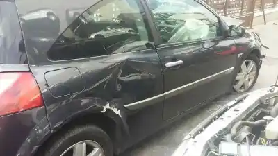 Здавання транспортного засобу renault megane ii classic berlina confort dynamique року 2004 потужний f9q b8