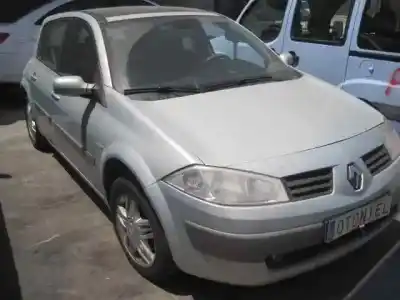 Здавання транспортного засобу renault megane ii classic berlina confort dynamique року 2003 потужний f9q b8