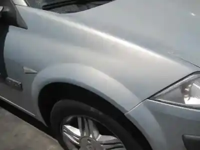Здавання транспортного засобу renault megane ii classic berlina confort dynamique року 2003 потужний f9q b8