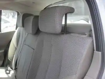Здавання транспортного засобу renault megane ii classic berlina confort dynamique року 2003 потужний f9q b8