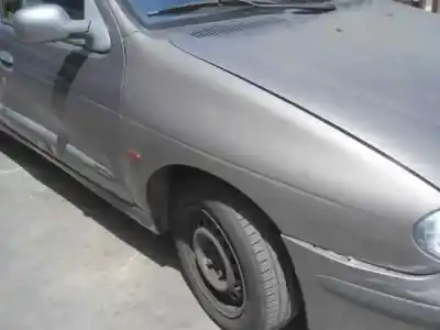 Утилизация автомобиля renault megane i fase 2 berlina (ba0) 1.4 16v expression 95 cv / 70 kw года 2001 питание k4j c7