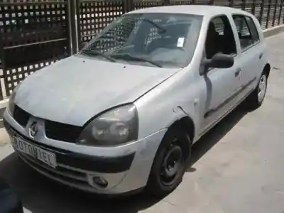 Здавання транспортного засобу renault clio ii fase ii (b/cb0) authentique року 2003 потужний d4f b7