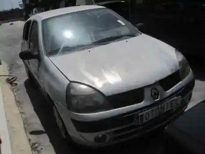 Здавання транспортного засобу renault clio ii fase ii (b/cb0) authentique року 2003 потужний d4f b7