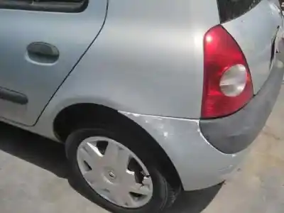 Здавання транспортного засобу renault clio ii fase ii (b/cb0) authentique року 2003 потужний d4f b7