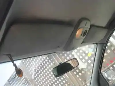 Здавання транспортного засобу renault clio ii fase ii (b/cb0) authentique року 2003 потужний d4f b7