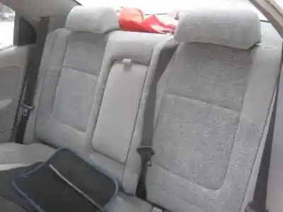 Здавання транспортного засобу daewoo nubira berlina sx року 2000 потужний a16dms