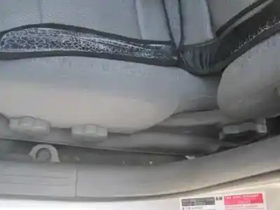 Здавання транспортного засобу daewoo nubira berlina sx року 2000 потужний a16dms