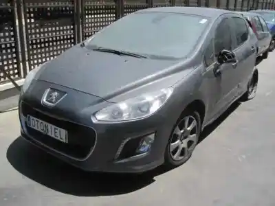 Veicolo di demolizione PEUGEOT 308 Active dell'anno 2012 alimentato 9HP