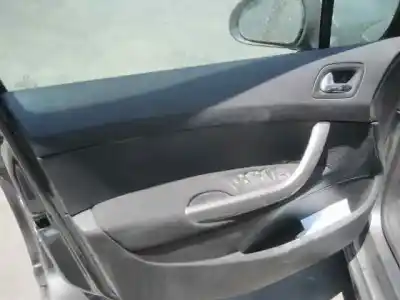 Veicolo di demolizione peugeot 308 active dell'anno 2012 alimentato 9hp