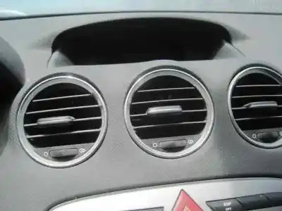 Veicolo di demolizione peugeot 308 active dell'anno 2012 alimentato 9hp