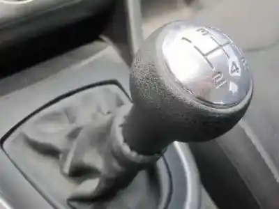 Veicolo di demolizione peugeot 308 active dell'anno 2012 alimentato 9hp