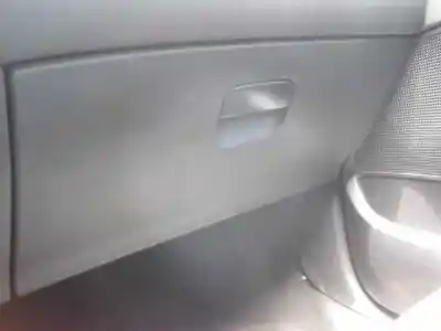 Veicolo di demolizione peugeot 308 active dell'anno 2012 alimentato 9hp