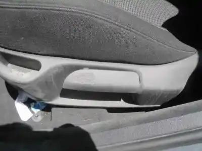 Veicolo di demolizione peugeot 308 active dell'anno 2012 alimentato 9hp