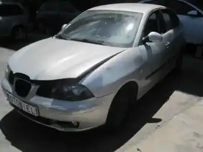 Véhicule à la ferraille seat ibiza (6l1) cool de l'année 2002 alimenté atd