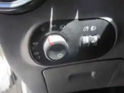 Véhicule à la ferraille seat ibiza (6l1) cool de l'année 2002 alimenté atd