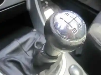 Véhicule à la ferraille peugeot 307 break / sw (s1) break xs de l'année 2004 alimenté 9hy