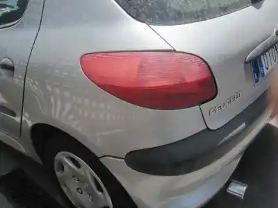 Veicolo di demolizione peugeot 206 4-trg. xt dell'anno 2006 alimentato kfw(tu3jp)