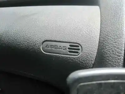 Veicolo di demolizione peugeot 206 4-trg. xt dell'anno 2006 alimentato kfw(tu3jp)