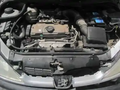 Veicolo di demolizione peugeot 206 4-trg. xt dell'anno 2006 alimentato kfw(tu3jp)