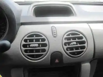 Здавання транспортного засобу renault kangoo (f/kc0) authentique року 2007 потужний k9k v7