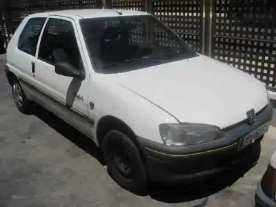 Scrapping Vehicle peugeot 106 (s2) max of the year 1997 powered hdz