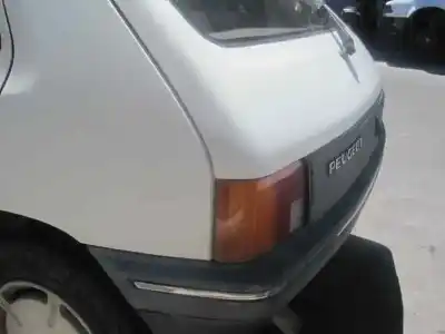 Здавання транспортного засобу peugeot 205 berlina 1.2 g року 1988 потужний 1f1