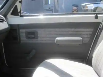 Здавання транспортного засобу peugeot 205 berlina 1.2 g року 1988 потужний 1f1