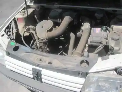 Здавання транспортного засобу peugeot 205 berlina 1.2 g року 1988 потужний 1f1