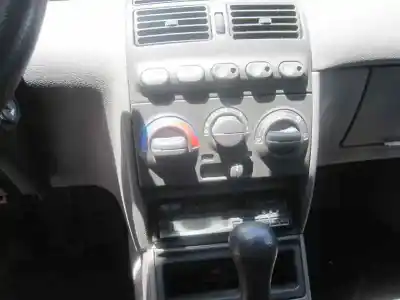 Veículo de Sucata fiat punto (176_) 75 1.2 do ano 1994 alimentado 176a8.000