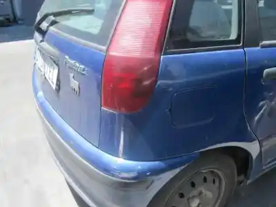 Veículo de Sucata fiat punto (176_) 75 1.2 do ano 1994 alimentado 176a8.000