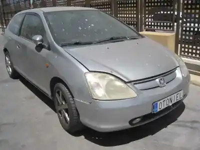 Veicolo di demolizione HONDA CIVIC BERLINA 5 (EU7/8) 1.7 CTDi ES dell'anno 2002 alimentato 4EE2