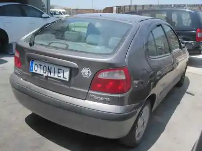 Scrapping Vehicle renault megane i fase 2 berlina (ba0) 1.4 16v expression 95 cv / 70 kw of the year 1999 powered k4j