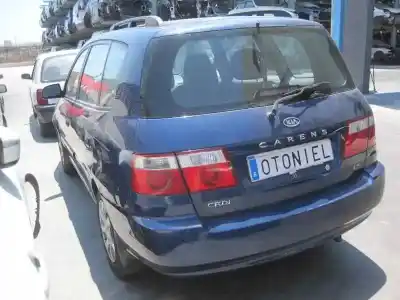 Véhicule à la ferraille kia carens 2.0 crdi ex monovolumen de l'année 2004 alimenté d4ea