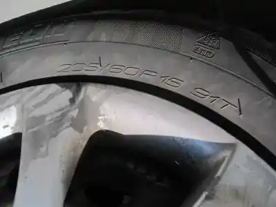 Véhicule à la ferraille kia carens 2.0 crdi ex monovolumen de l'année 2004 alimenté d4ea