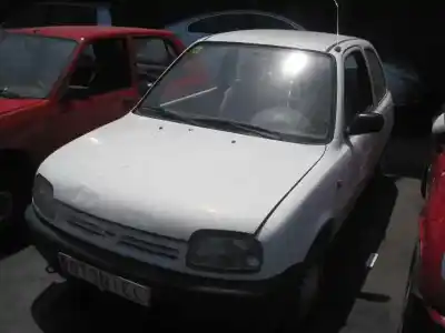Véhicule à la ferraille nissan micra (k11) alpine (1996) de l'année 1995 alimenté cg10