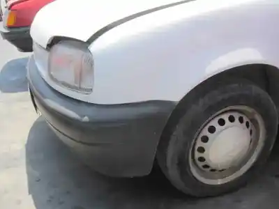 Véhicule à la ferraille nissan micra (k11) alpine (1996) de l'année 1995 alimenté cg10
