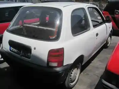 Véhicule à la ferraille nissan micra (k11) alpine (1996) de l'année 1995 alimenté cg10