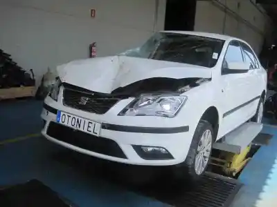 Здавання транспортного засобу seat toledo (kg3) reference року 2015 потужний cay