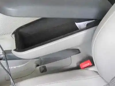 Véhicule à la ferraille seat                                               toledo (kg3)                                                                                                                                                                                                                                               reference                                                                                                                                                                                                                                                  de l'année 2015 alimenté cay