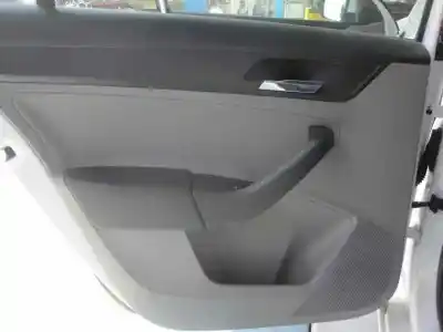 Véhicule à la ferraille seat                                               toledo (kg3)                                                                                                                                                                                                                                               reference                                                                                                                                                                                                                                                  de l'année 2015 alimenté cay