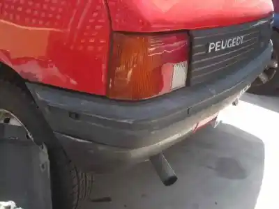 Véhicule à la ferraille peugeot 205 berlina 1.1 mito de l'année 1985 alimenté 