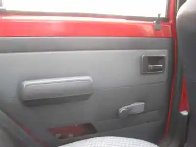 Véhicule à la ferraille peugeot 205 berlina 1.1 mito de l'année 1985 alimenté 