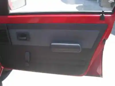 Véhicule à la ferraille peugeot 205 berlina 1.1 mito de l'année 1985 alimenté 