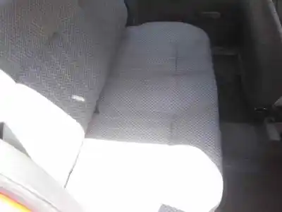Véhicule à la ferraille peugeot 205 berlina 1.1 mito de l'année 1985 alimenté 