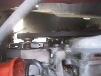 Véhicule à la ferraille peugeot 205 berlina 1.1 mito de l'année 1985 alimenté 