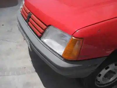 Véhicule à la ferraille peugeot 205 berlina 1.1 mito de l'année 1985 alimenté 