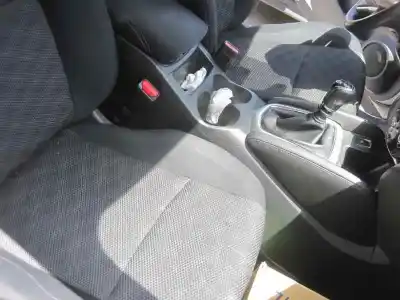 Здавання транспортного засобу nissan qashqai (j11) acenta року 2014 потужний k9ka636