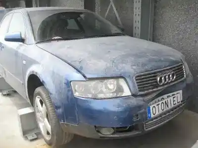 Sloopvoertuig AUDI A4 BERLINA (8E) 1.9 TDI (96kW) van het jaar 2001 aangedreven AWX