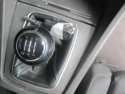 Утилизация автомобиля audi a4 berlina (8e) 1.9 tdi (96kw) года 2001 питание awx